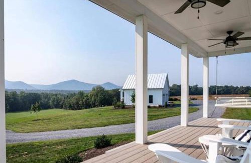 Keezletown Villa | Shenandoah River Retreat