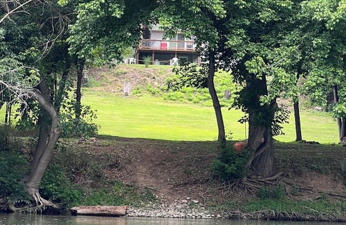 Luray House | Shenandoah Riverfront Retreat! Fun for the whole family!