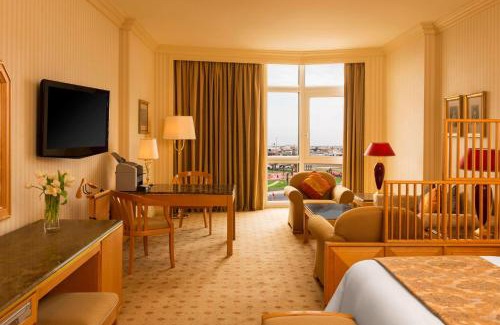 Kuwait City Hotel | Sheraton Kuwait, a Luxury Collection Hotel, Kuwait City