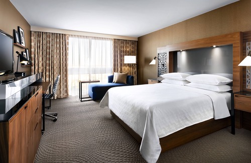 Etobicoke Hotel | Sheraton Toronto Airport Hotel & Conference Centre