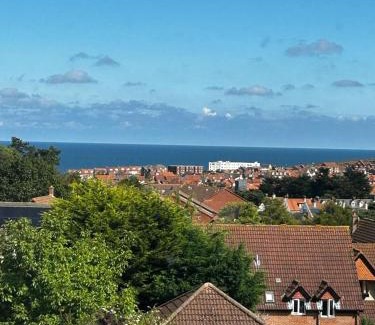 Sheringham House | Sheringham, Norfolk - Seaside Retreat - 15 min walk to beach