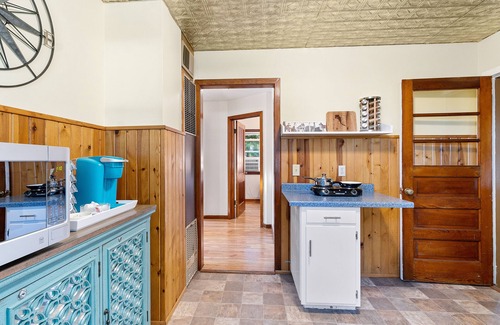 Idlewild Cabin | Sherwood Lighthouse Cabin - Near Boat Launch & State Park