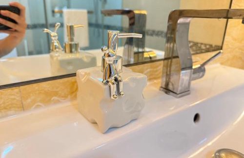 Middle Chaoyang Apartment | Shimao International Serviced Apartments Sanlitun, Beijing