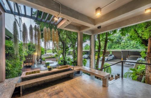 Bang Sao Thong Hotel | Shin Muffin ABAC Bangna