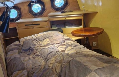 Sodertalje Boat Rental | Ship Windö - Double Room Yacht
