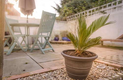Meads Apartment | Shipside - spacious, stylish patio garden apartment in Meads village area
