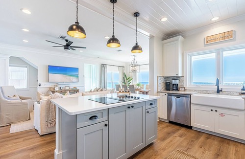 Miramar Beach House | Shipwatch Shores: Private Beachfront w.pool + more