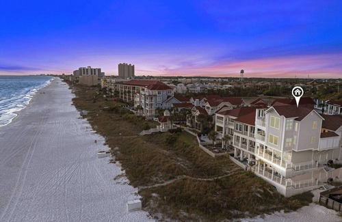 Miramar Beach House | Shipwatch Shores: Private Beachfront w.pool + more