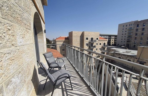 Mea She'arim Apartment | ⚜️Shirat Haneviim⚜️Luxury Penthouse⚜️Location - View- Parking