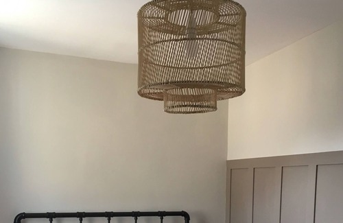 Ramsgate House | Shoemakers Cottage with sunny courtyard, near beach and town