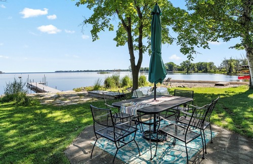 Little Sturgeon Cottage | Shore to Please: Little Sturgeon Bay Waterfront