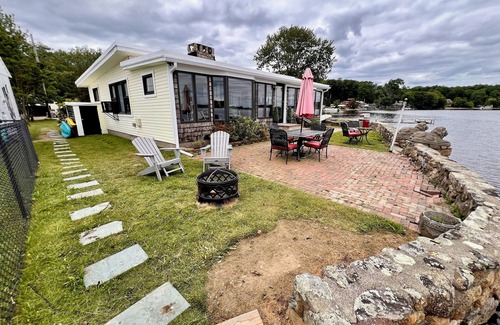 Lakeville House | Shoreline Dreams on Long Pond