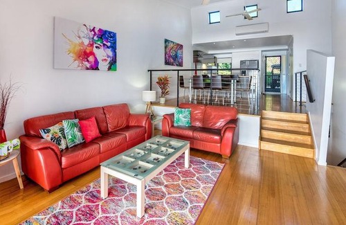 Hamilton Island Apartment | Shorelines 2 on Hamilton Island by HamoRent