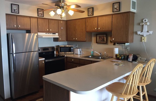 Port Clinton Condo | Shores #36: 1 BR sleeps 4