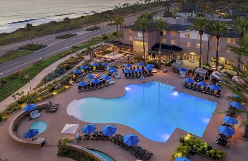 Carlsbad Hotel | Short Drive to Flower Fields: Outdoor Pool, Pet-friendly, Near South State Beach
