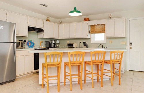 Port St. Joe House | ☀️Short, Easy Walk to Beach | Gulf Views | Papa's Palmetto Place☀️