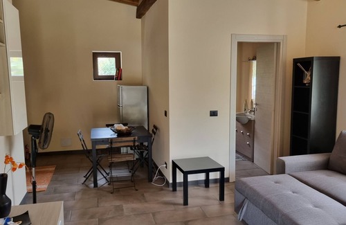 Pedara House | Short rentals. Property surrounded by greenery and tranquility.