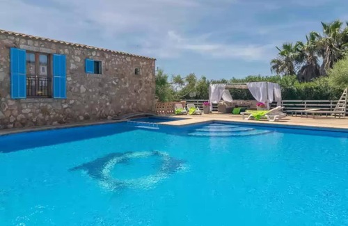 Es Llombards Villa | Short (short Den Rita)
