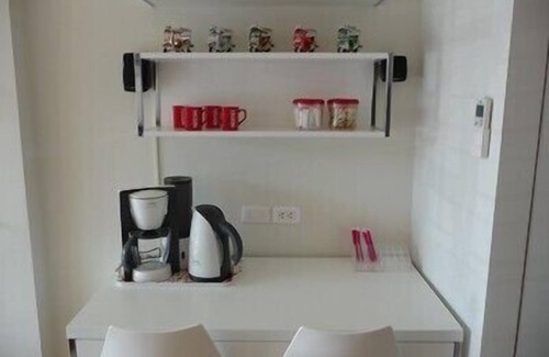 Hua Hin Apartment | Short stay, high service/low price, well maintained/equipped, in center.