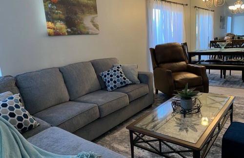 Saddlebrooke House | Short Walk to Activity Center and pool with beautiful yard - pet friendly!