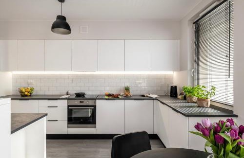 Targowek Apartment | ShortStayPoland Pohulanka (B86)