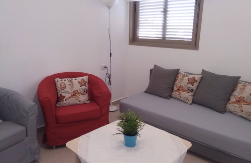 Midreshet Ben-Gurion Apartment | Shoshanat Hamidbar Suite