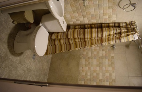 Yerevan Hotel | Shree Gopal Gayatri Lok Hotel
