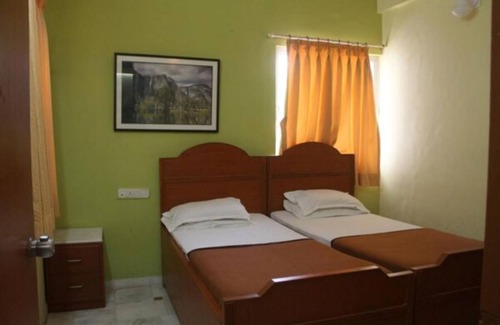 Vadodara Apartment | Shreeji Service Apartment 3-star hotel located in the heart of Vadodara,