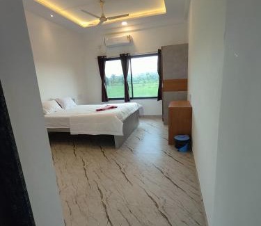 Hatkalangda Hotel | Shri Resort & Lodging