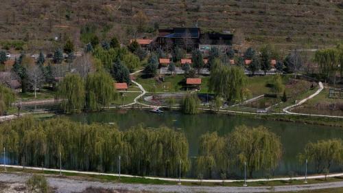 Kukes County Hotel | Shtegu I Gjelber -Wood Rooms