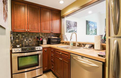 Deming House | Shuksan Suite