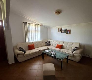 Sakës House | Sibora Guest House Liqeni Ulez