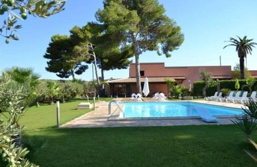 Menfi House | Sicily - Alloro Suite with splendid outdoor swimming pool and Jacuzzi - Villa Abate