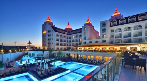Gundogdu Hotel | Side Crown Serenity Ultra All Inclusive