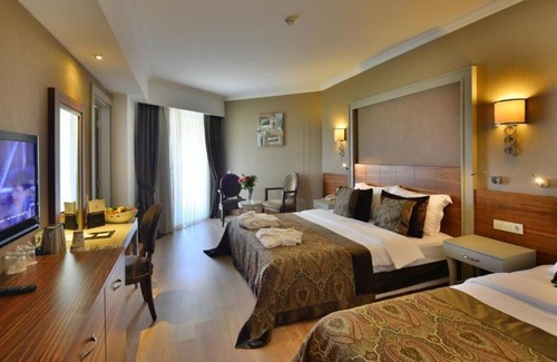 Gundogdu Hotel | Side Crown Serenity Ultra All Inclusive