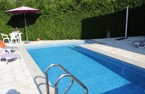 Cinfaes House | sidewalk house 10 minutes from paiva walkways