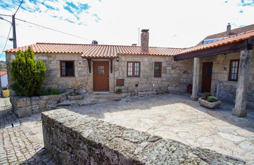 Sortelha Cottage | Sidewalk House Historic Village Village