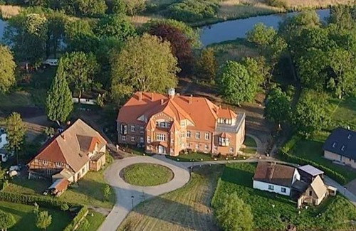 Putnitz Apartment | Siebenschläfer - Pütnitz Castle - Canoe special from 4 nights (Jan 06 to April 29)
