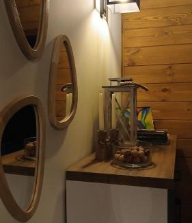 Narewka Apartment | Siedlisko Czarny Dzięcioł