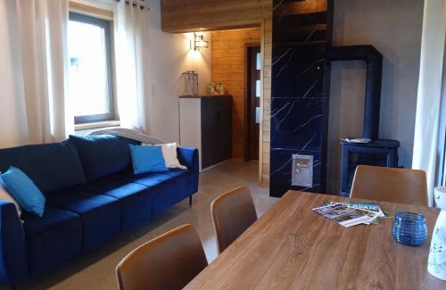 Narewka Apartment | Siedlisko Czarny Dzięcioł