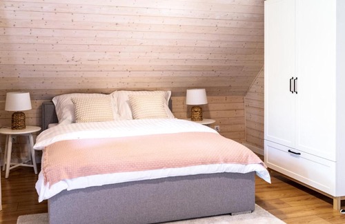 Przywidz Resort | Siedlisko Modrej Czapli. Domki na Kaszubach