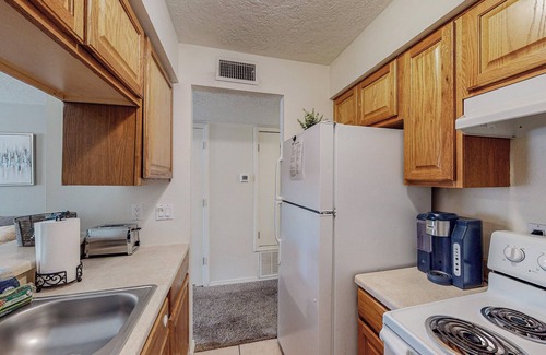 West Old Town Apartment | Sienna Square, 2 QB, 1 BA, WIFI, Near Old Town