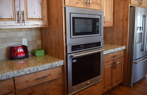 Island Park Cabin | Sierra Azul* 2Br, 2Ba, Sleeps 4, Fire Pit, Bbq Grill, Wifi, Satellite Tv