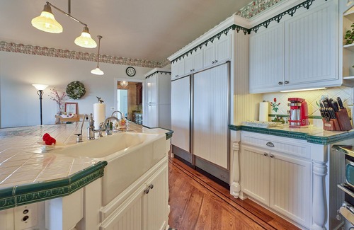 Phoenix Lake-Cedar Ridge House | Sierra Estate Retreat Mansion near Dodge Ridge Ski Resort. Better than Tahoe