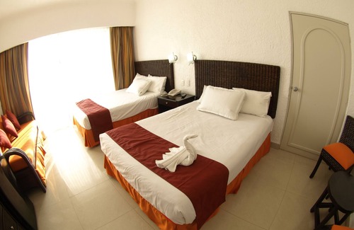 Peninsulas de Santiago Resort | Sierra Mar All Inclusive at Tesoro