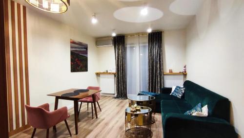 Zakrzowek Apartment | Siesta Forest Apartment Relaxing Park