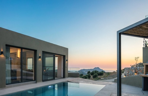 Agios Vasileios Villa | Sigma Villa, Private Heated Swimming Pool Garden, Panoramic Sunset