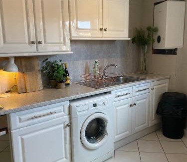 Swindon Apartment | Signal Rest