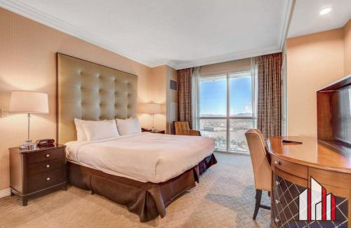 Las Vegas House | Signature 2BR3BA F1 View Balcony Ste 08-801 and 03