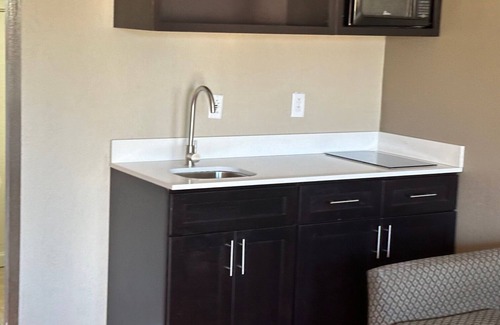 Danville Hotel | Signature Inn Danville